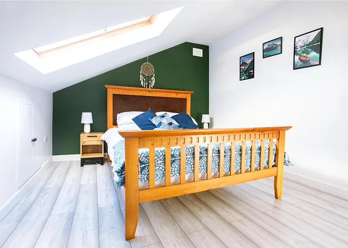 Mirella Guest House